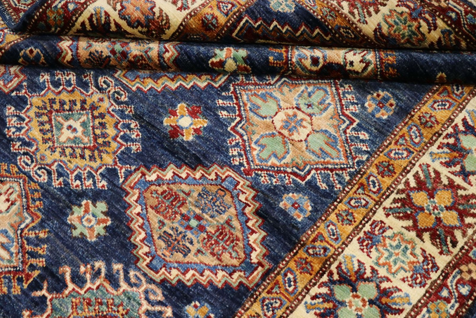 Super Kazak 177x129 - Image 7