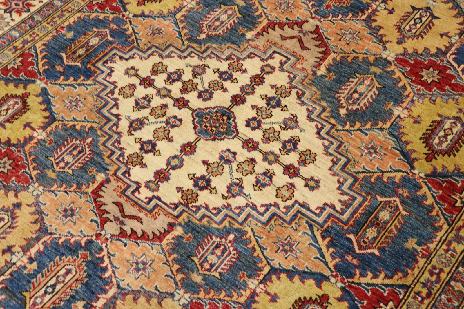 Super Kazak 243x172 - Image 4