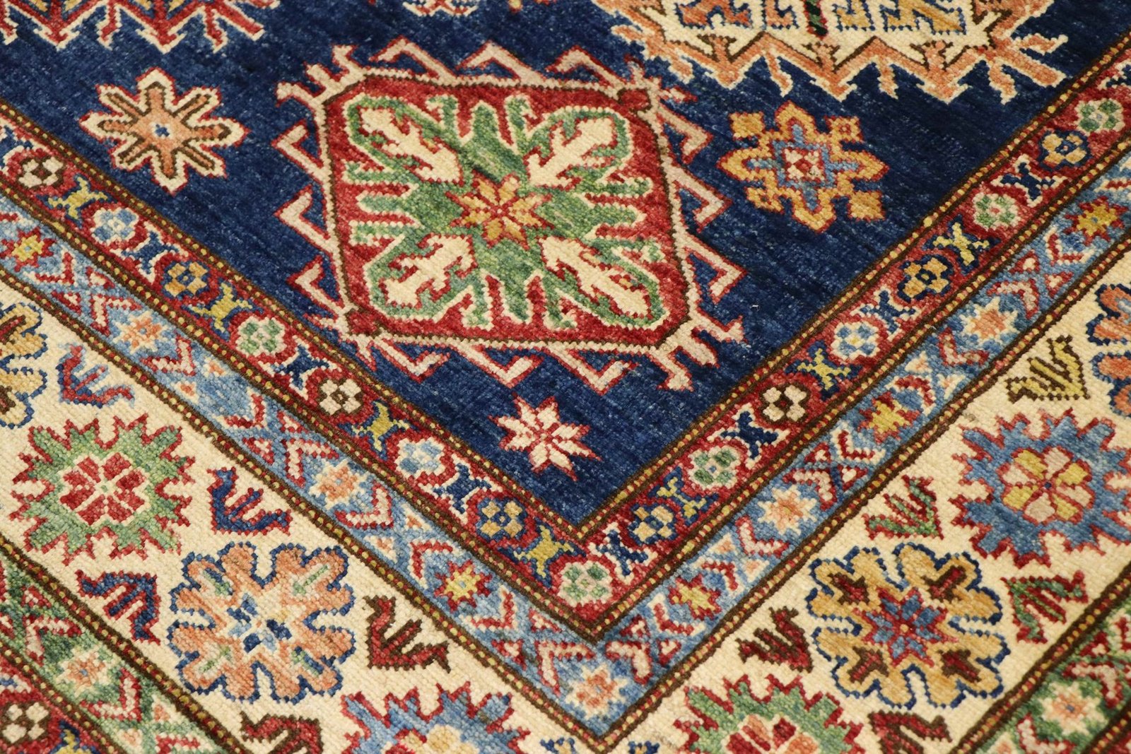 Super Kazak 238x174 - Image 5