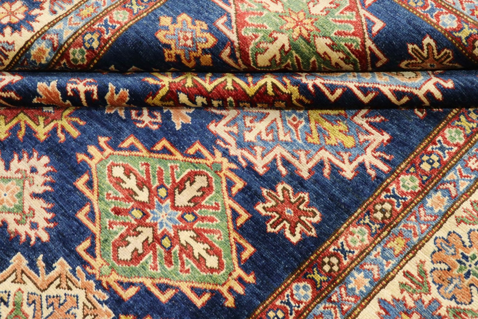 Super Kazak 238x174 - Image 8