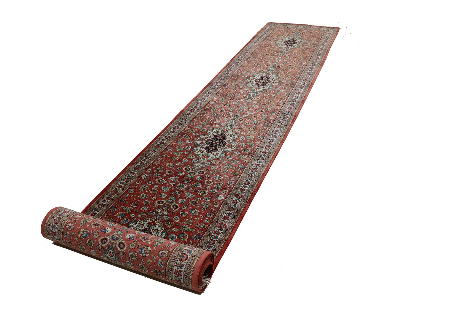 Ghom Silk 610x75 - Image 3