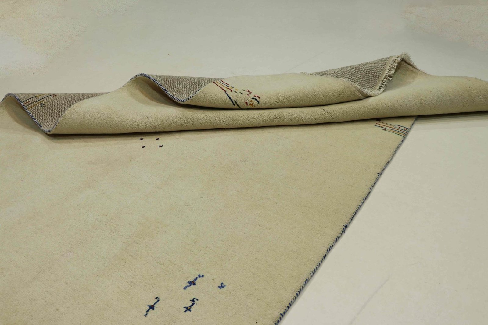 Gabbeh 295x202 - Image 6