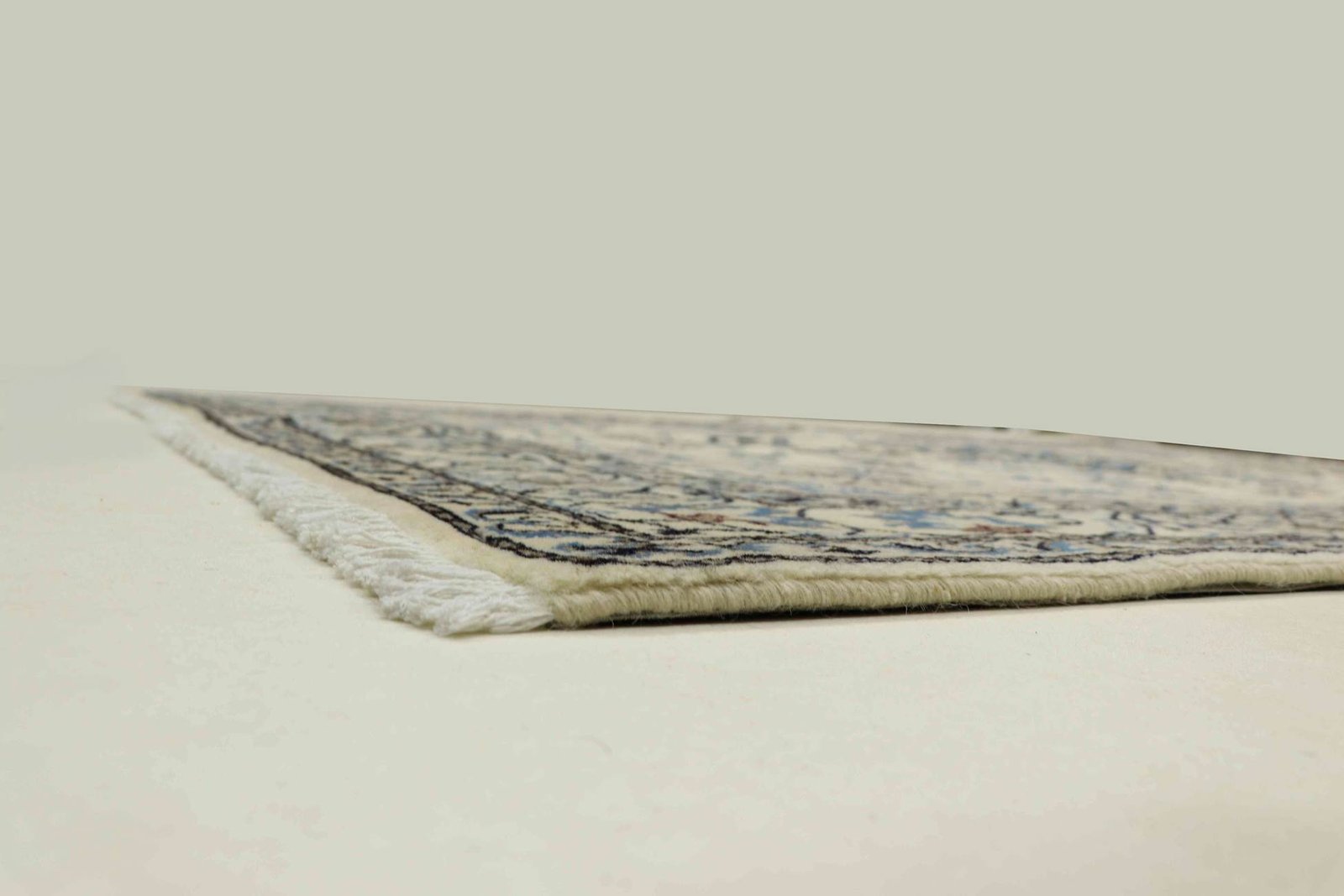 Nain Kashmari 234x163 - Image 3