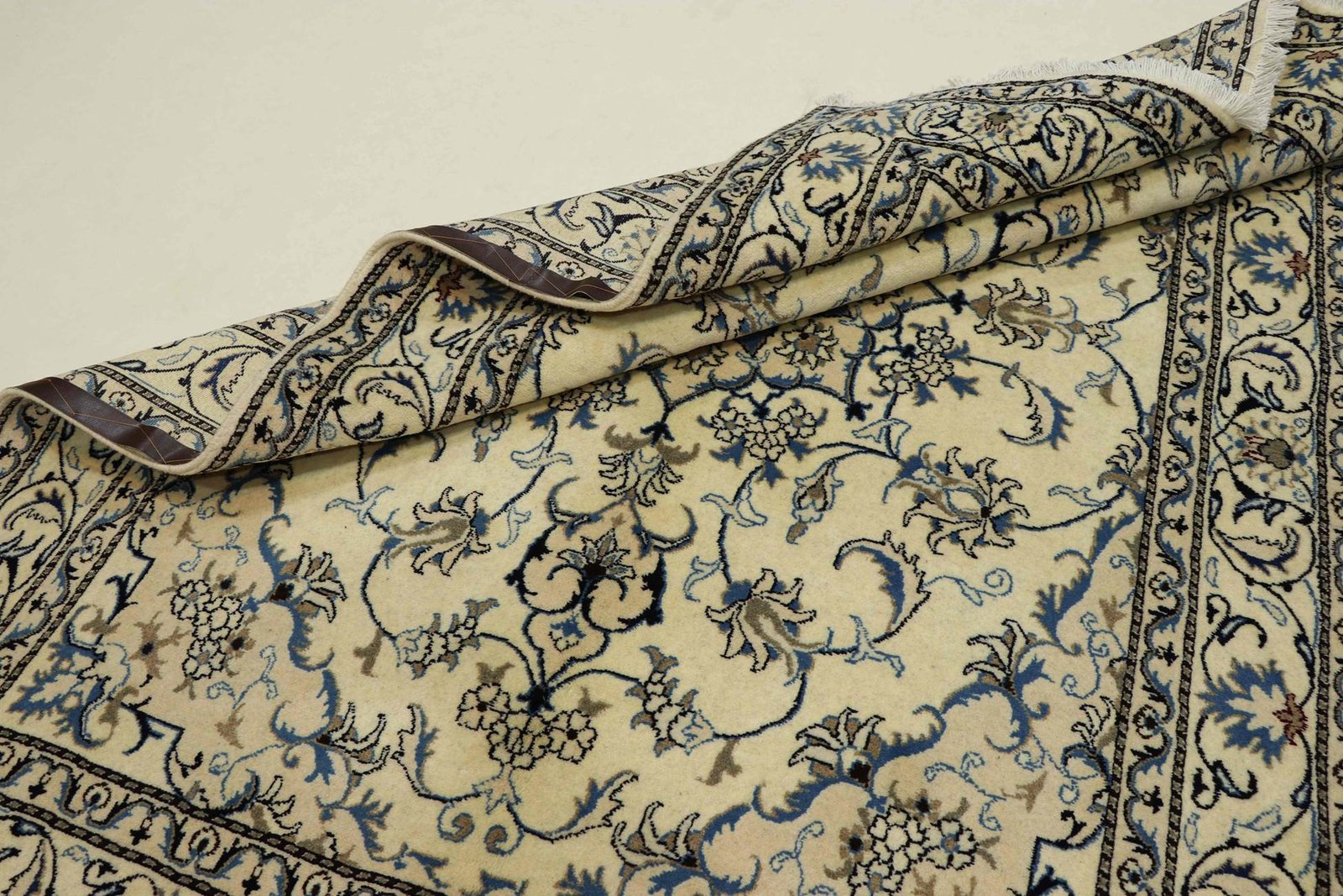 Nain Kashmari 234x163 - Image 6