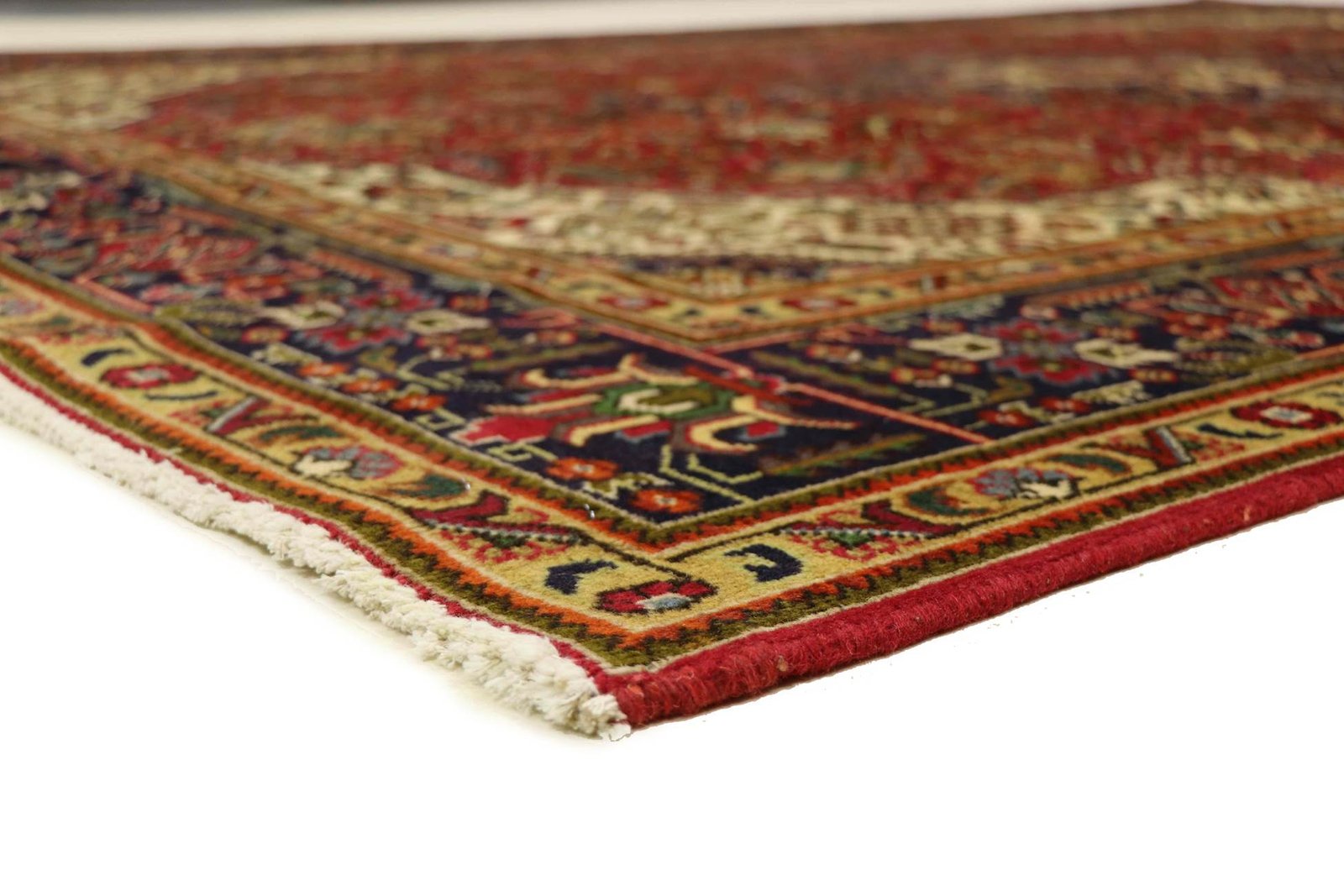 Tabriz 300x204 - Image 4