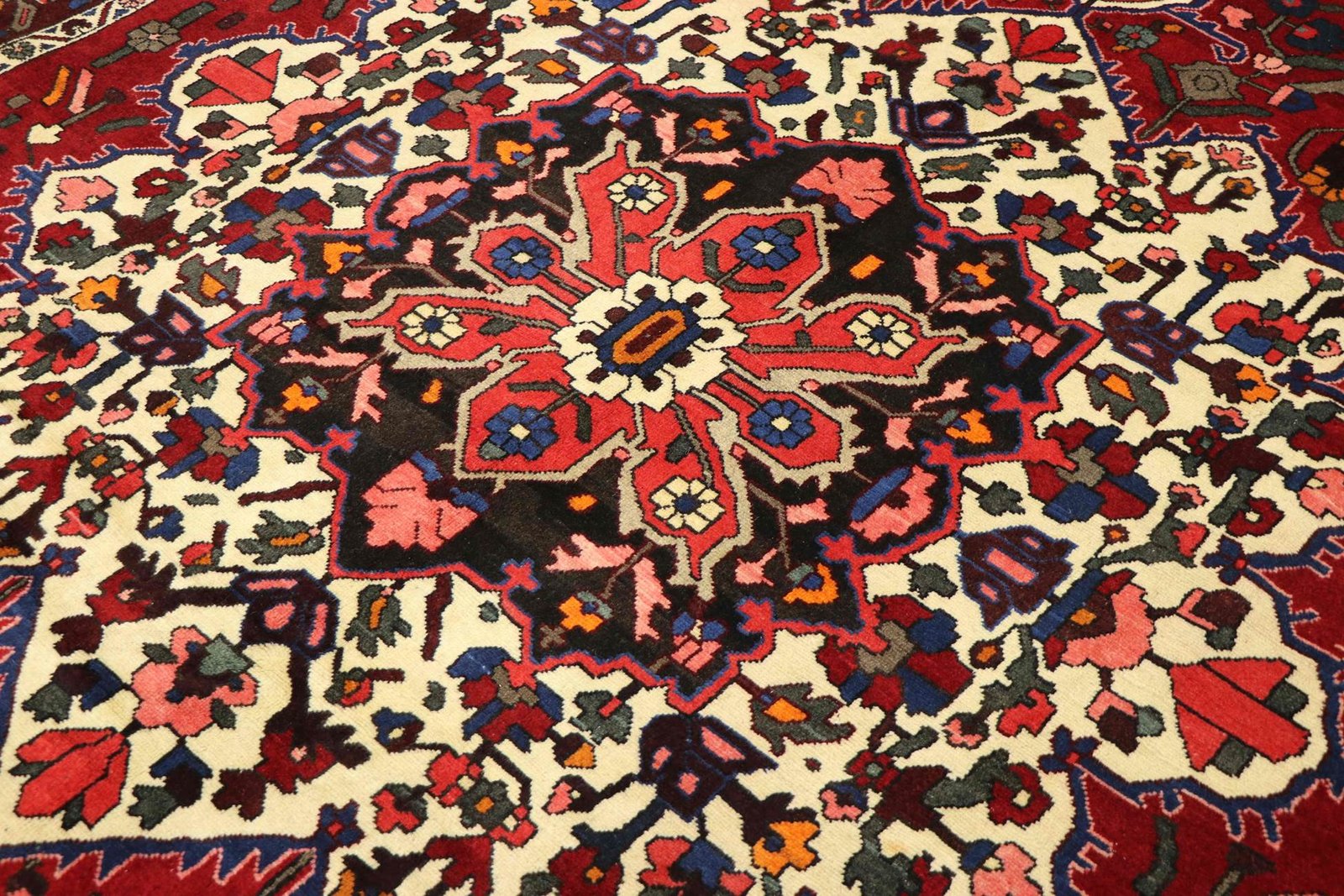 Bakhtiar 290x215 - Image 3