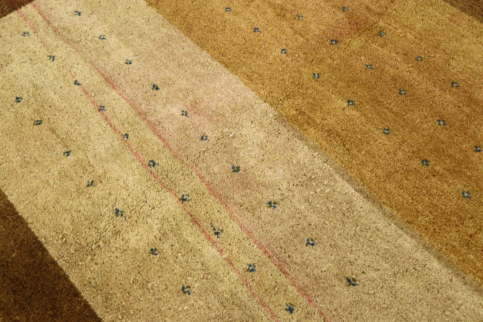 Gabbeh 250x166 - Image 3