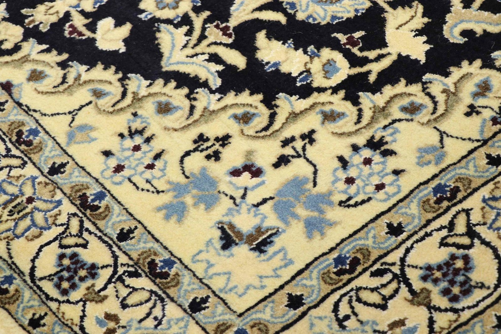 Nain Kashmar 194x122 - Image 4