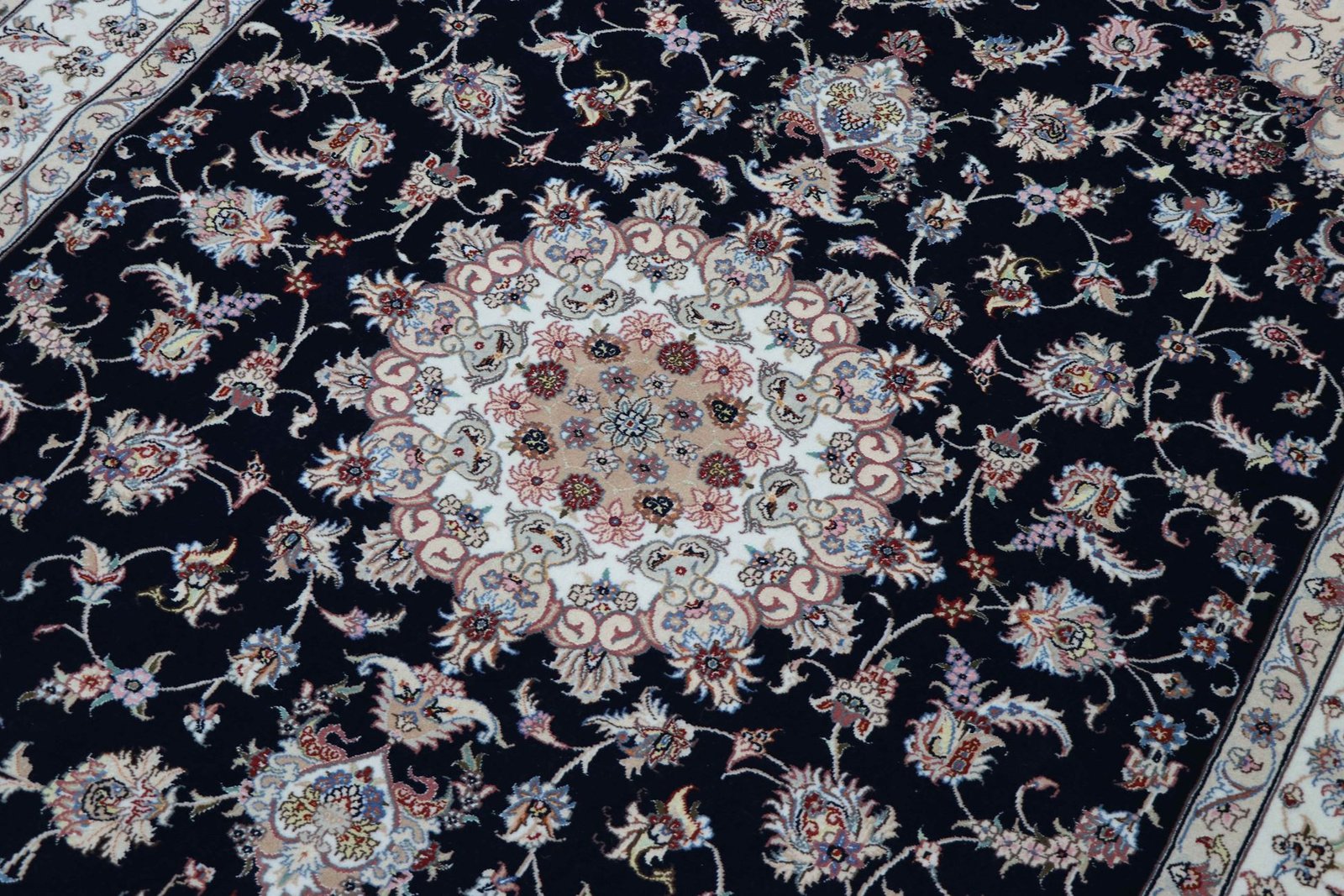 Tabriz 50 Raj 233 x 168 - Image 4