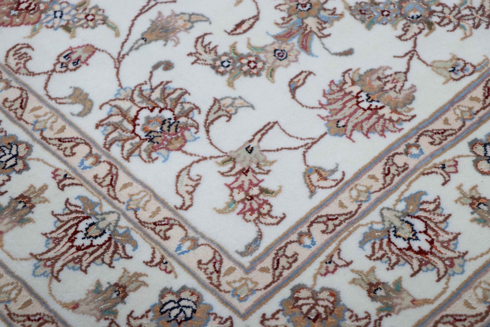 Tabriz 50 Raj 175 x 115 - Image 5