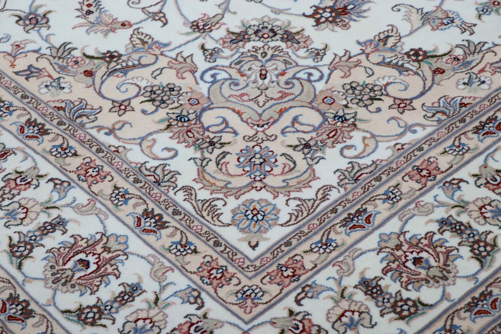 Tabriz 50 Raj 247 x 200 - Image 5