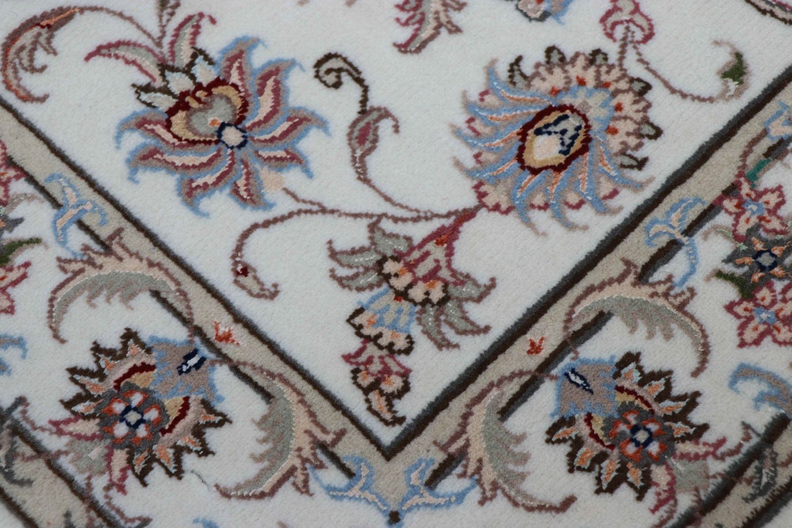 Tabriz 50 Raj 294 x 89 - Image 4