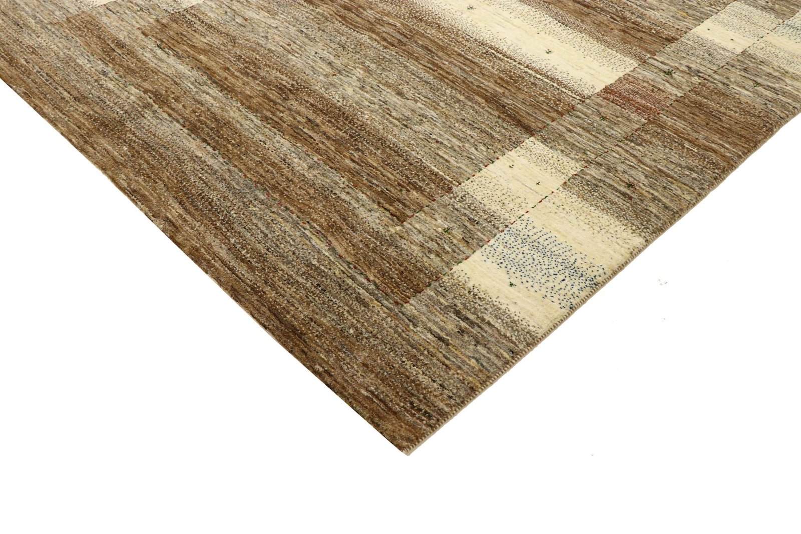 Lori Baseri 201 x 157 - Image 6