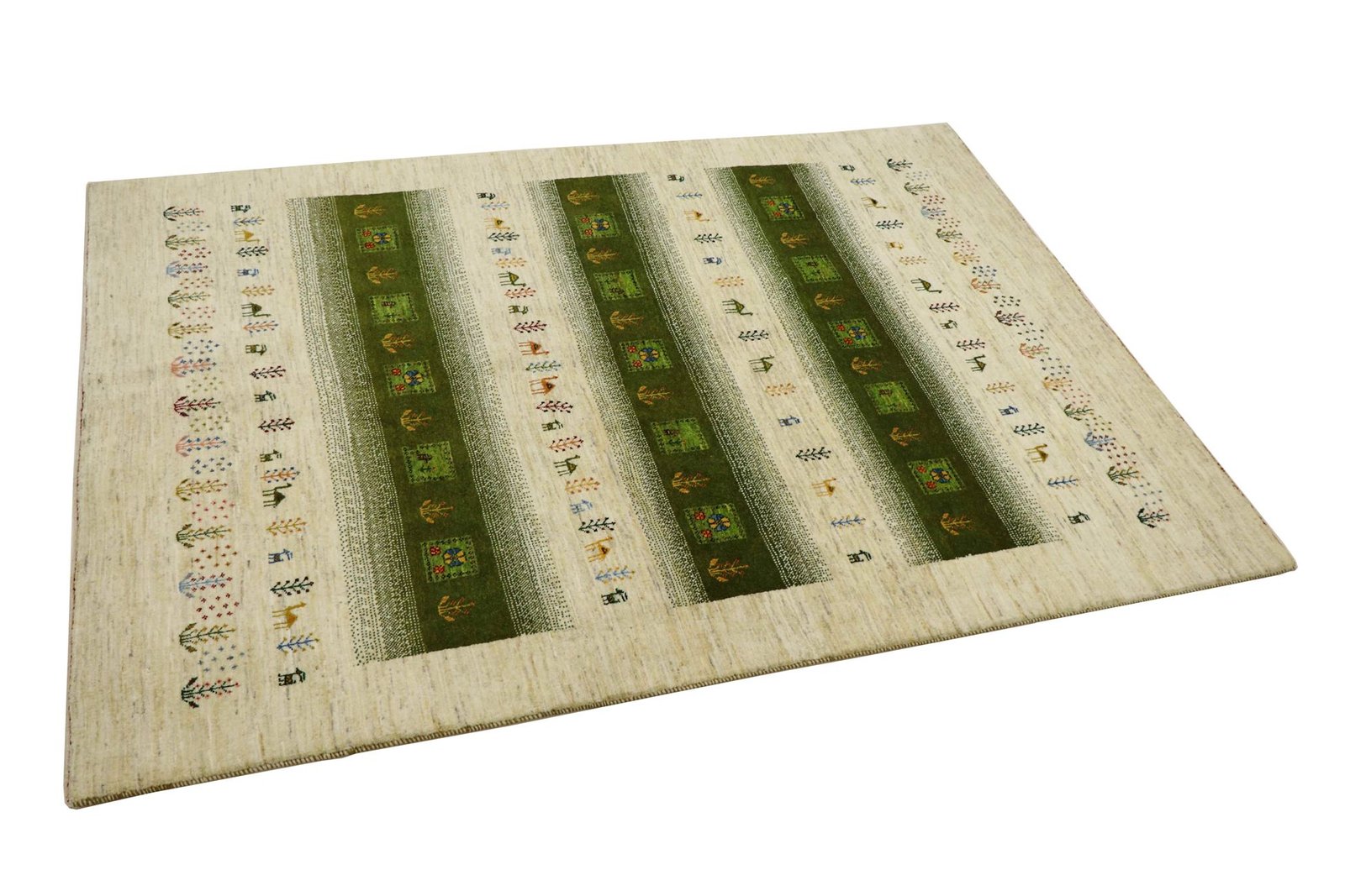 Lori Baseri 206 x 152 - Image 3