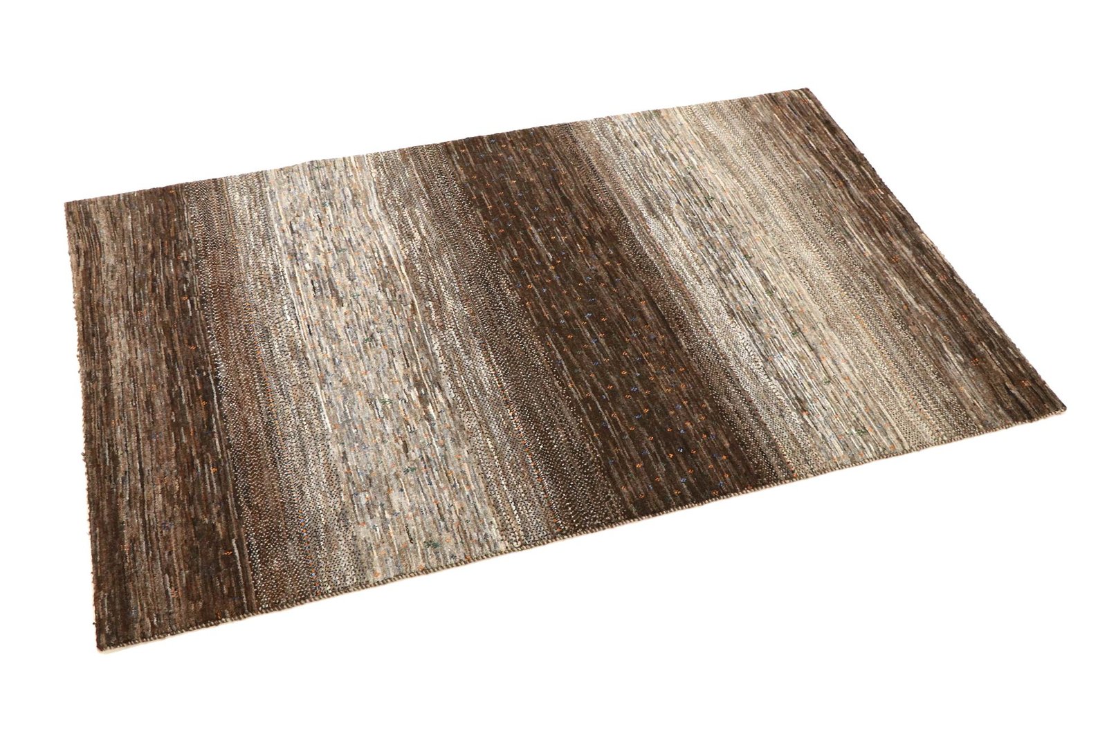 Lori Baseri 180 x 112 - Image 3