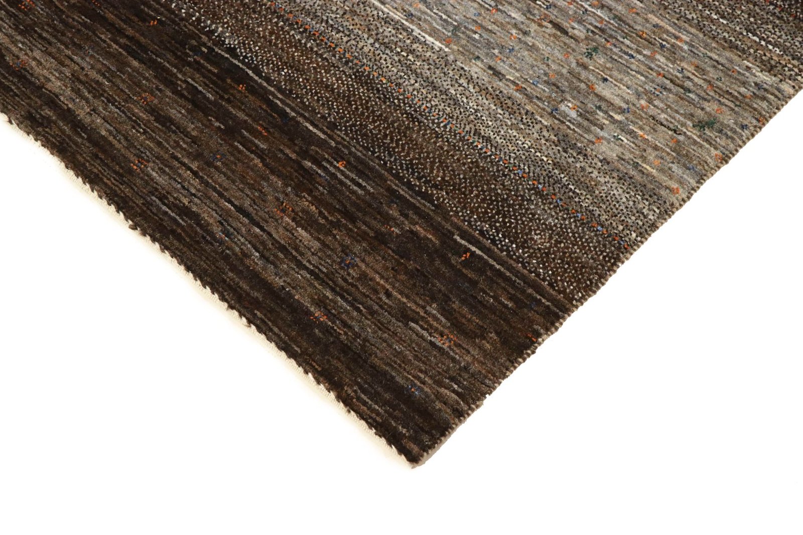 Lori Baseri 180 x 112 - Image 5