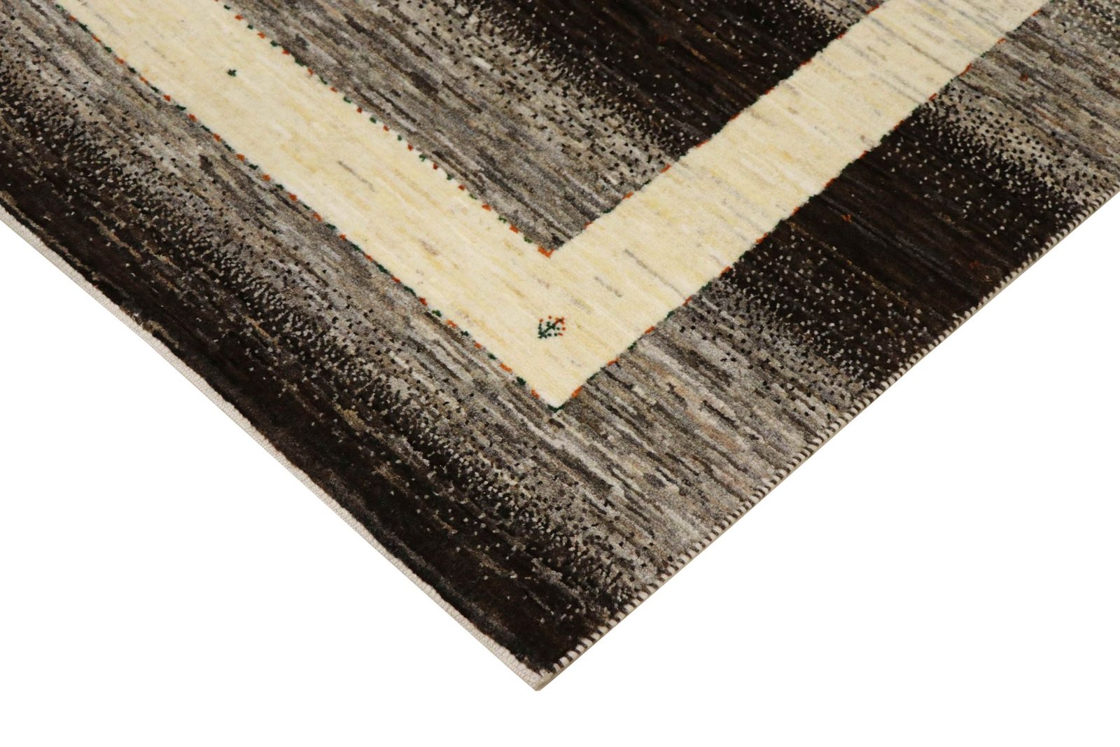 Lori Baseri 173 x 111 - Image 6