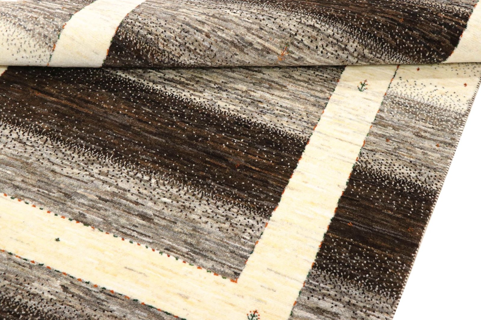 Lori Baseri 173 x 111 - Image 8