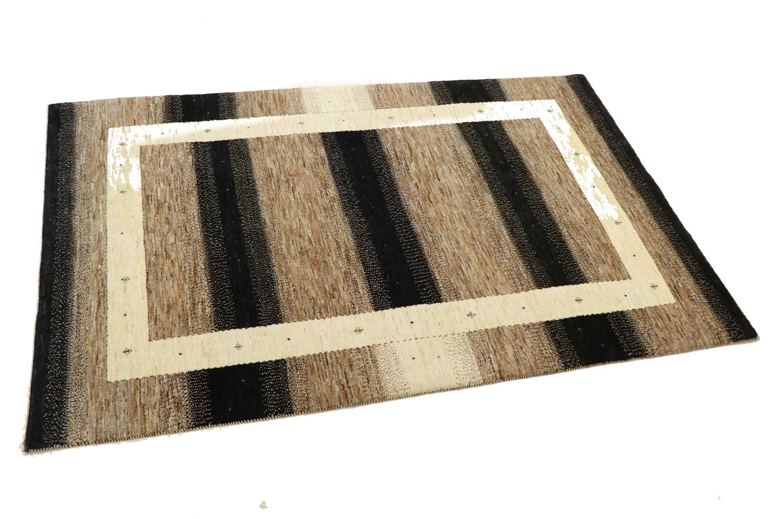 Lori Baseri 195 x 130 - Image 3