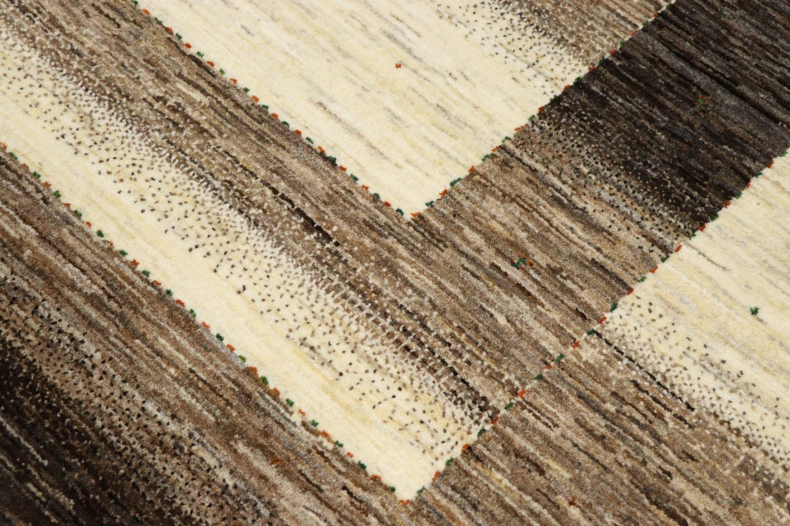 Lori Baseri 312 x 228 - Image 5