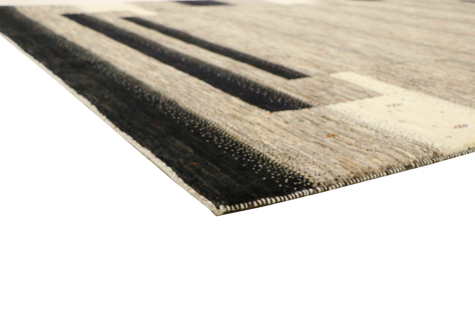 Lori Baseri 300 x 210 - Image 7