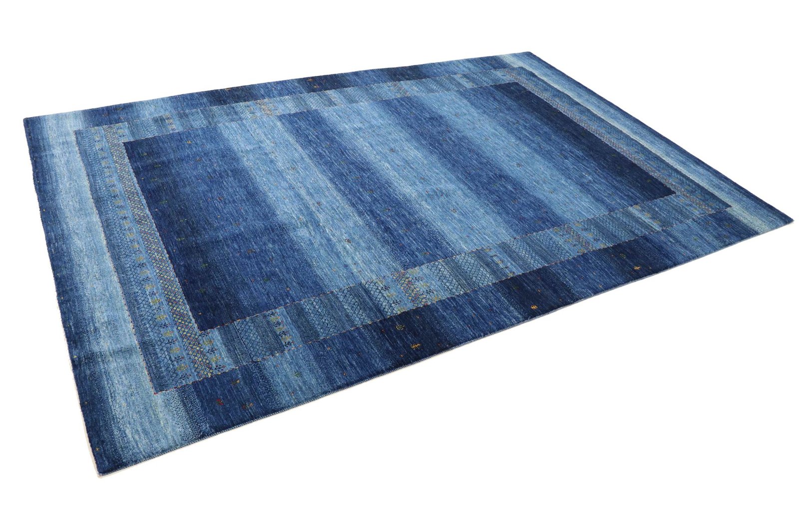 Lori Baseri 331 x 228 - Image 3