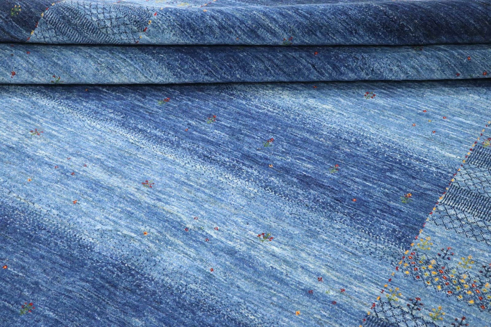 Lori Baseri 331 x 228 - Image 8