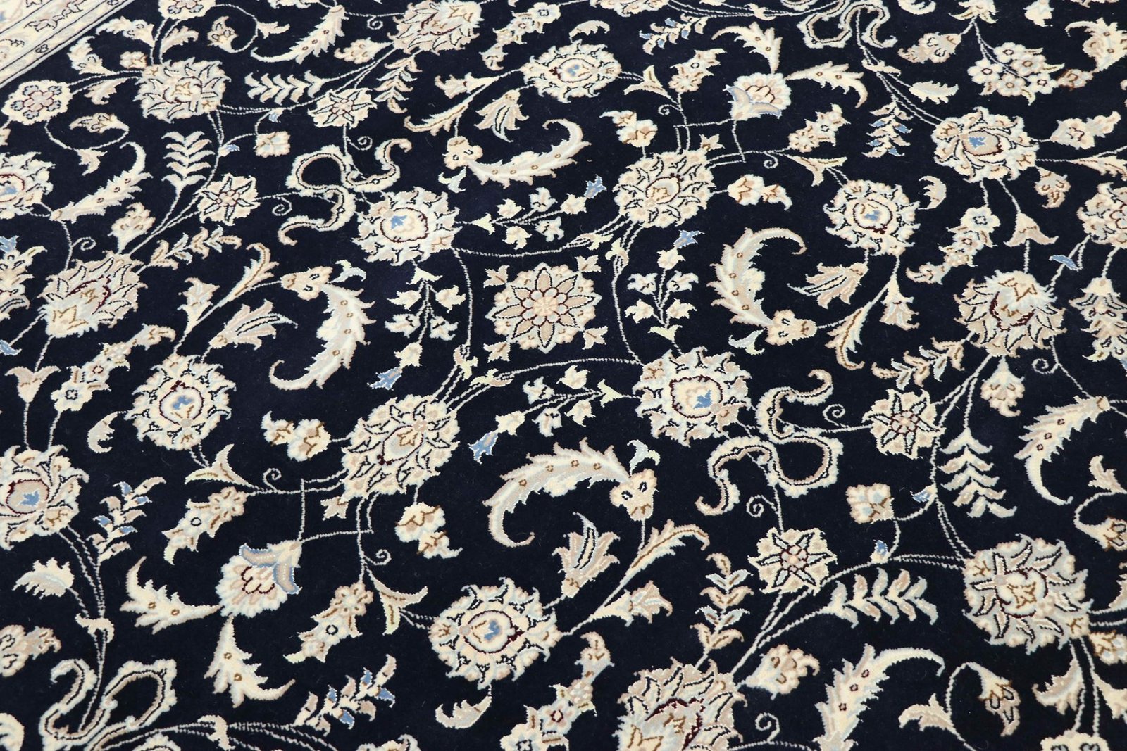 Nain 9La Sherkat 303x196 - Image 4