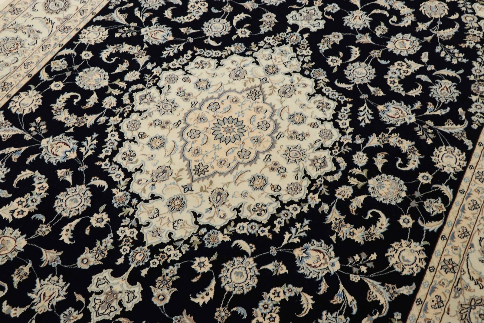 Nain 9La Sherkat 300x200 - Image 4