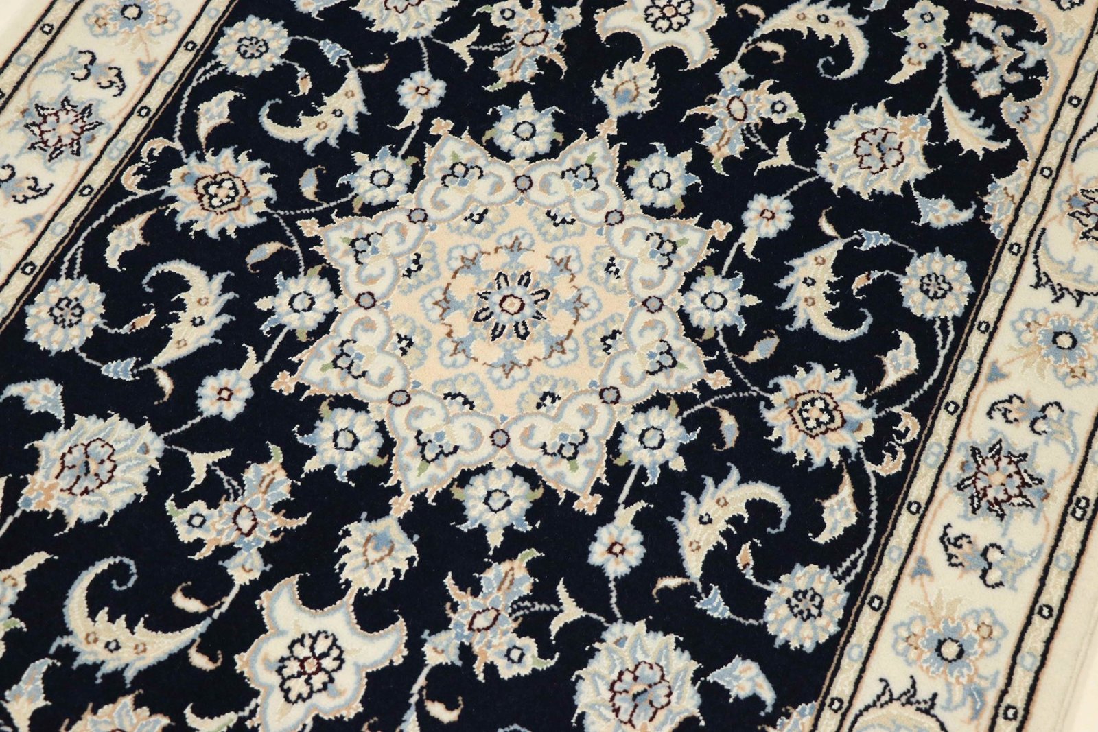 Nain 9La Sherkat 130x80 - Image 4