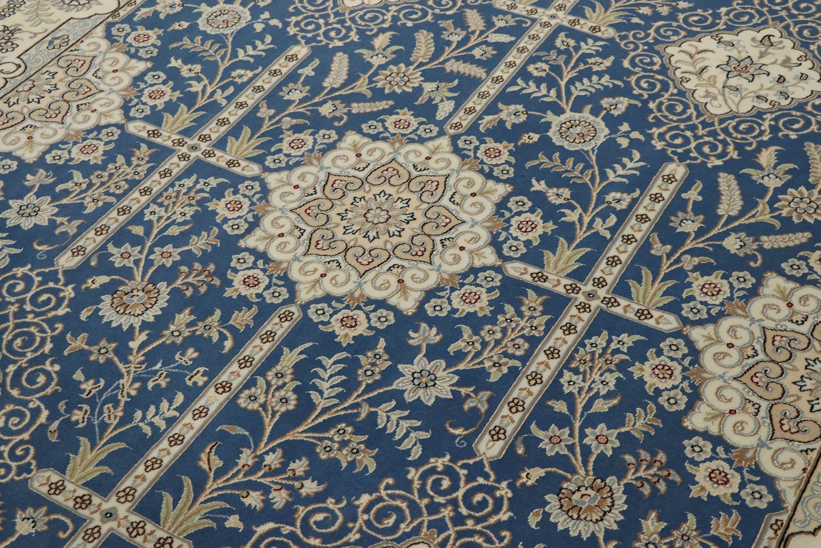 Nain 9La Sherkat 298x200 - Image 4