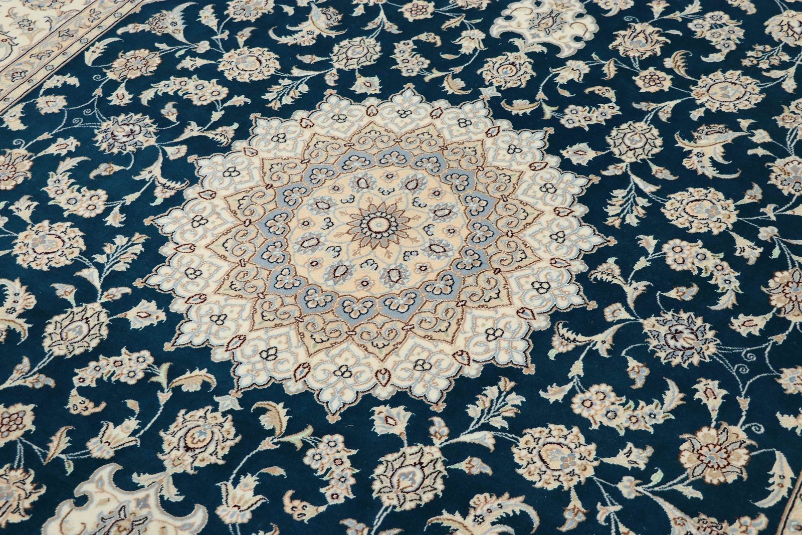 Nain 9La Sherkat 300 200 - Image 4