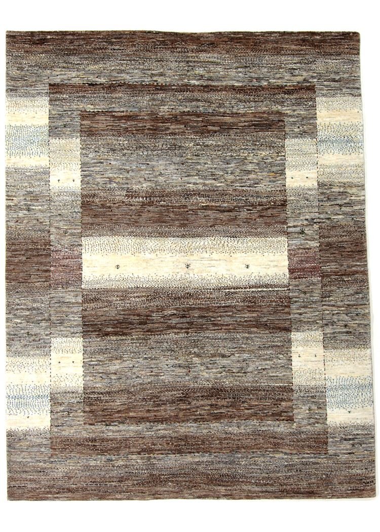 Lori Baseri 201 x 157