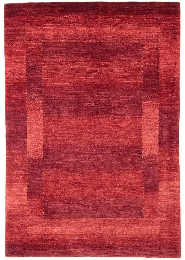 Lori Baseri 184 x 127