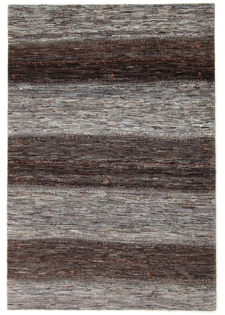 Lori Baseri 181 x 124