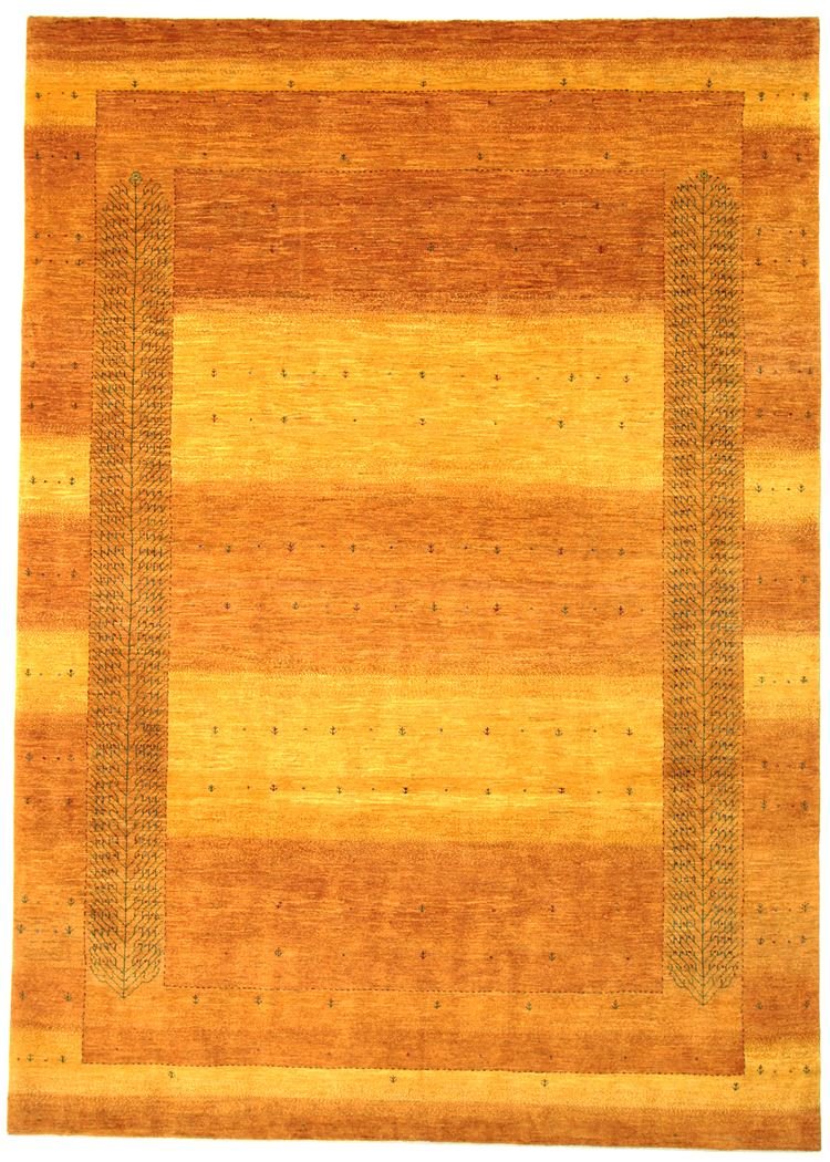 Lori Baseri 315 x 227