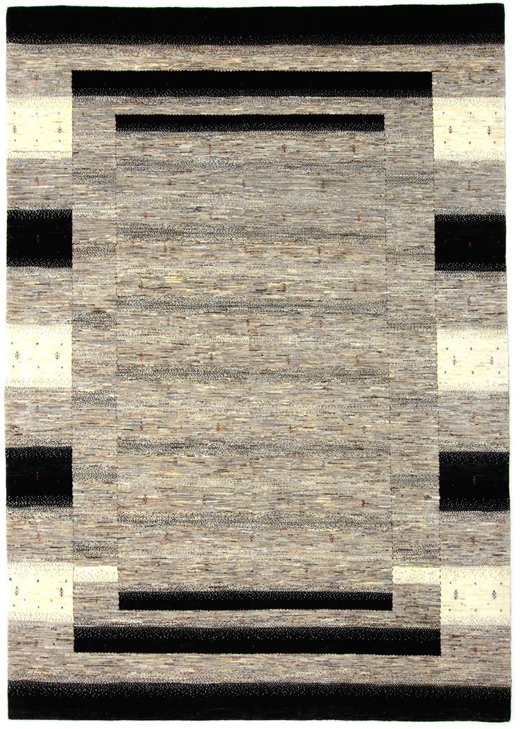 Lori Baseri 300 x 210