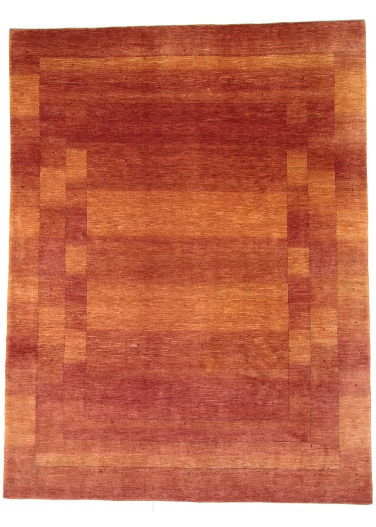 Lori Baseri 338 x 258