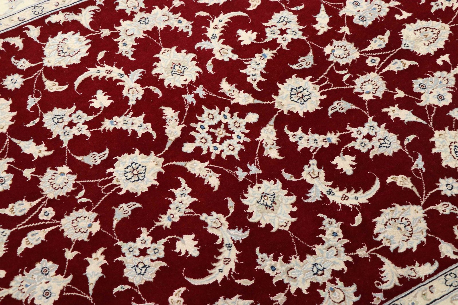 Nain 9La Sherkat 177x120 - Image 4