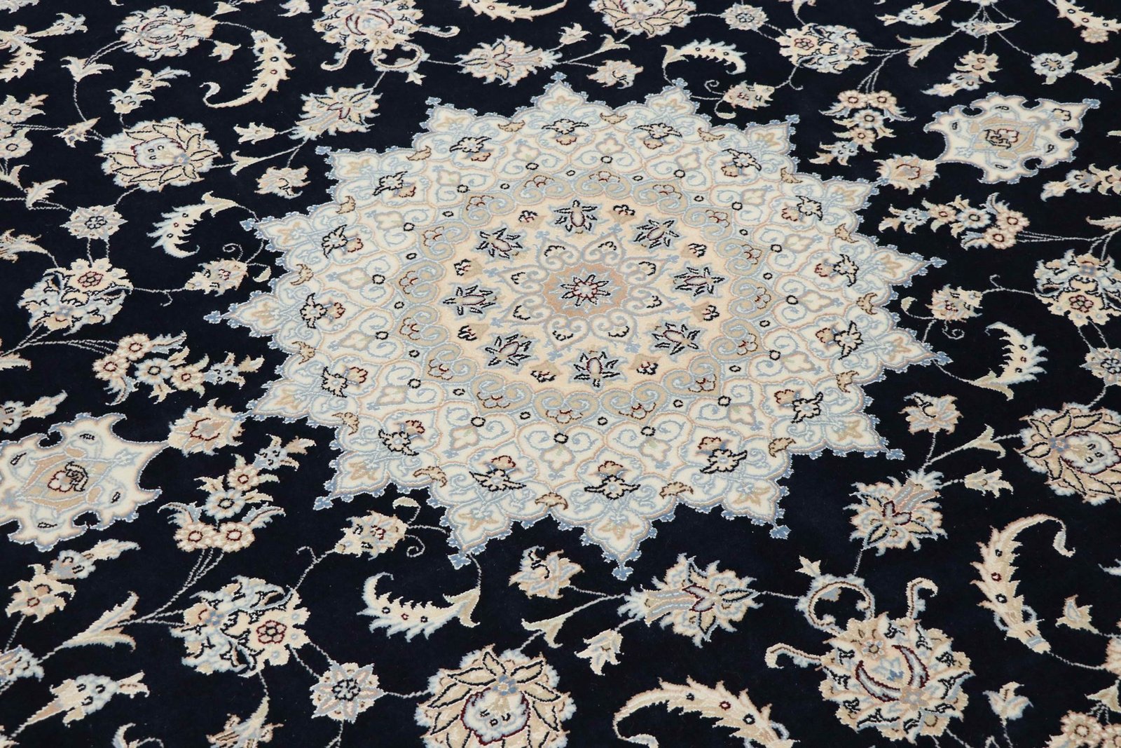 Nain 9La Sherkat 278x223 - Image 4