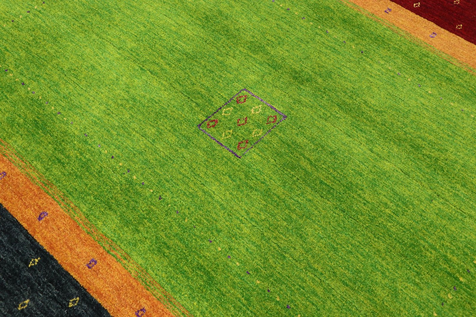 Loom Lori 300x209 - Image 4