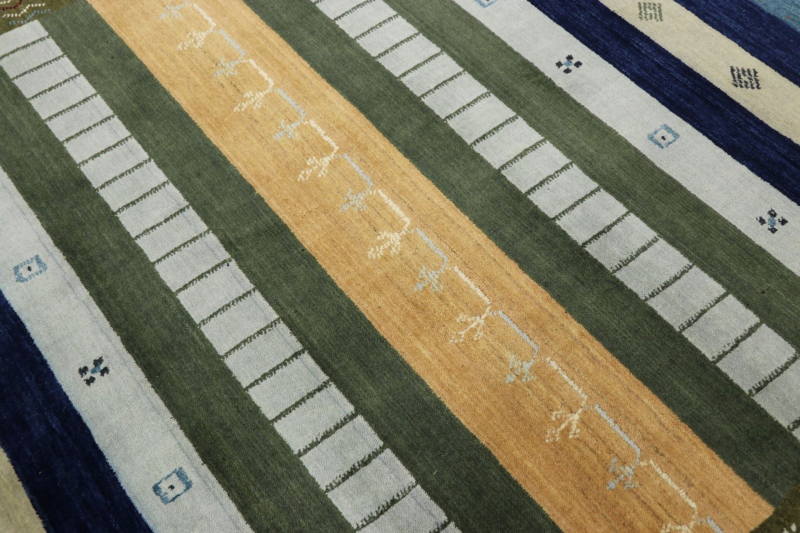 Loom Lori 236x166 - Image 4