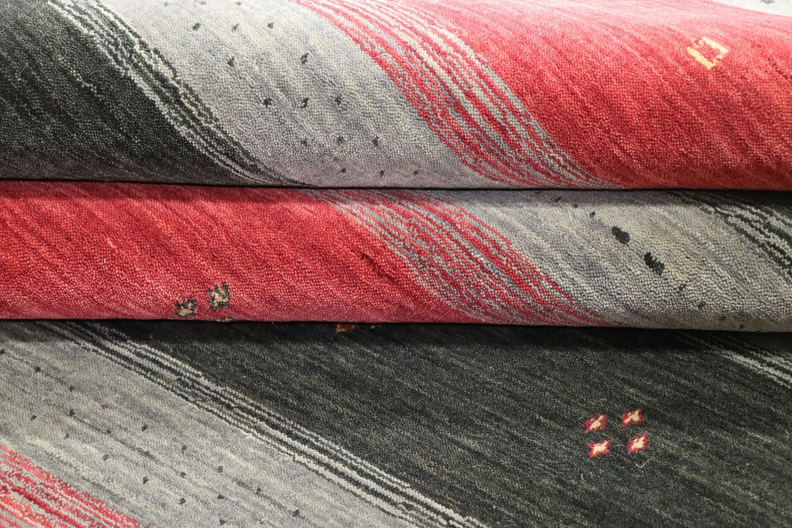 Loom Lori 300x245 - Image 7