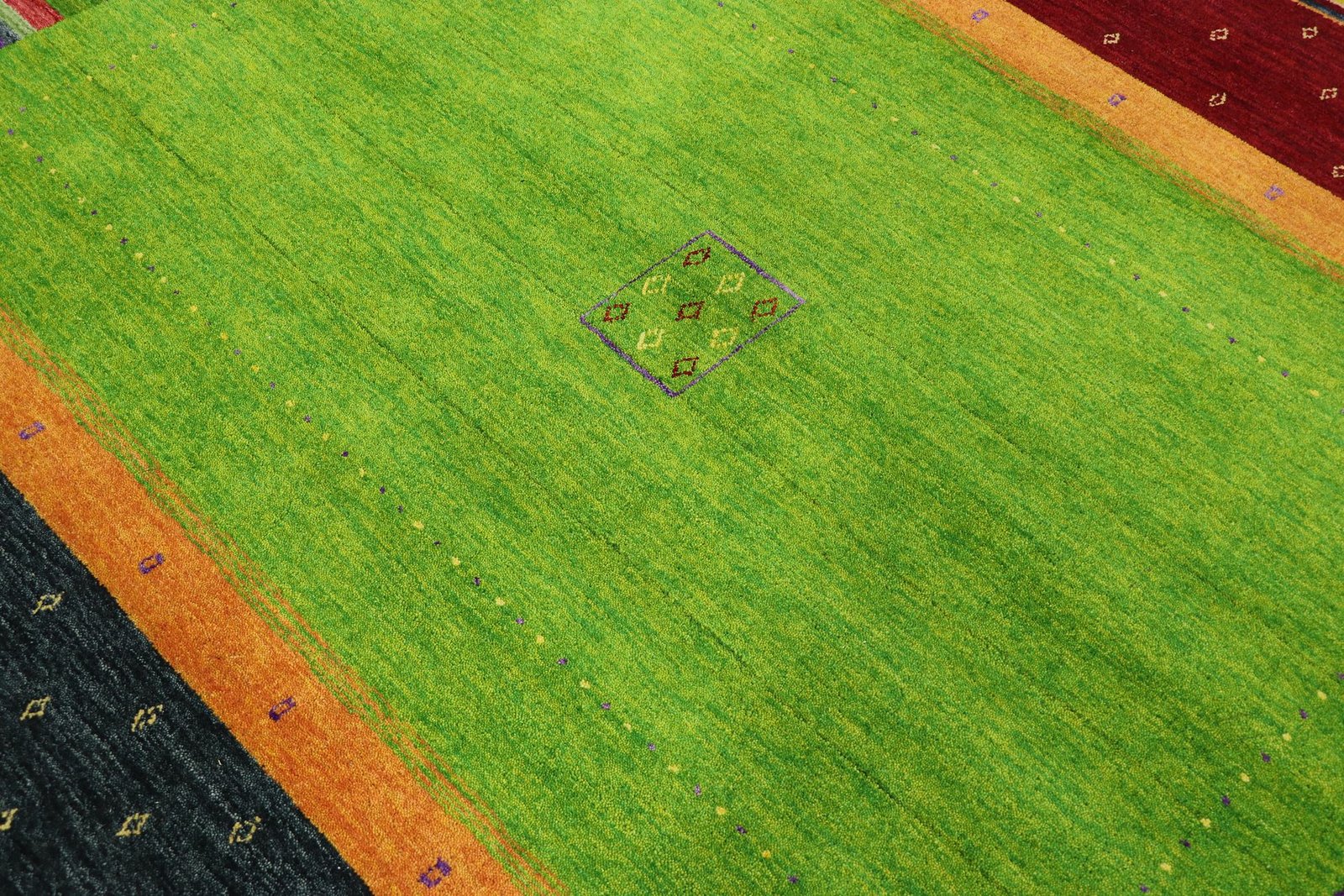 Loom Lori 299x208 - Image 4