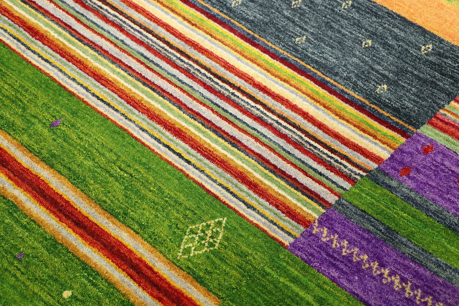 Loom Lori 299x208 - Image 5