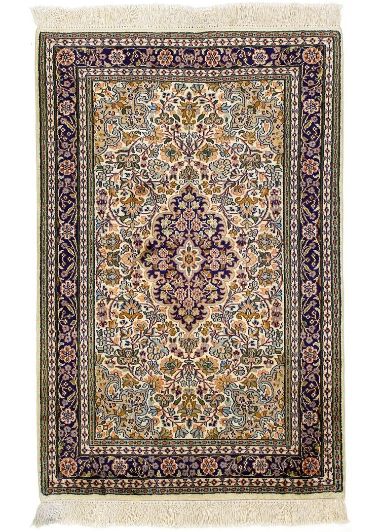 Kashmir silk 121x79