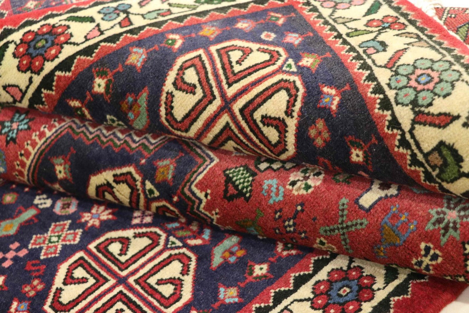 Abadeh 147x101 - Image 6