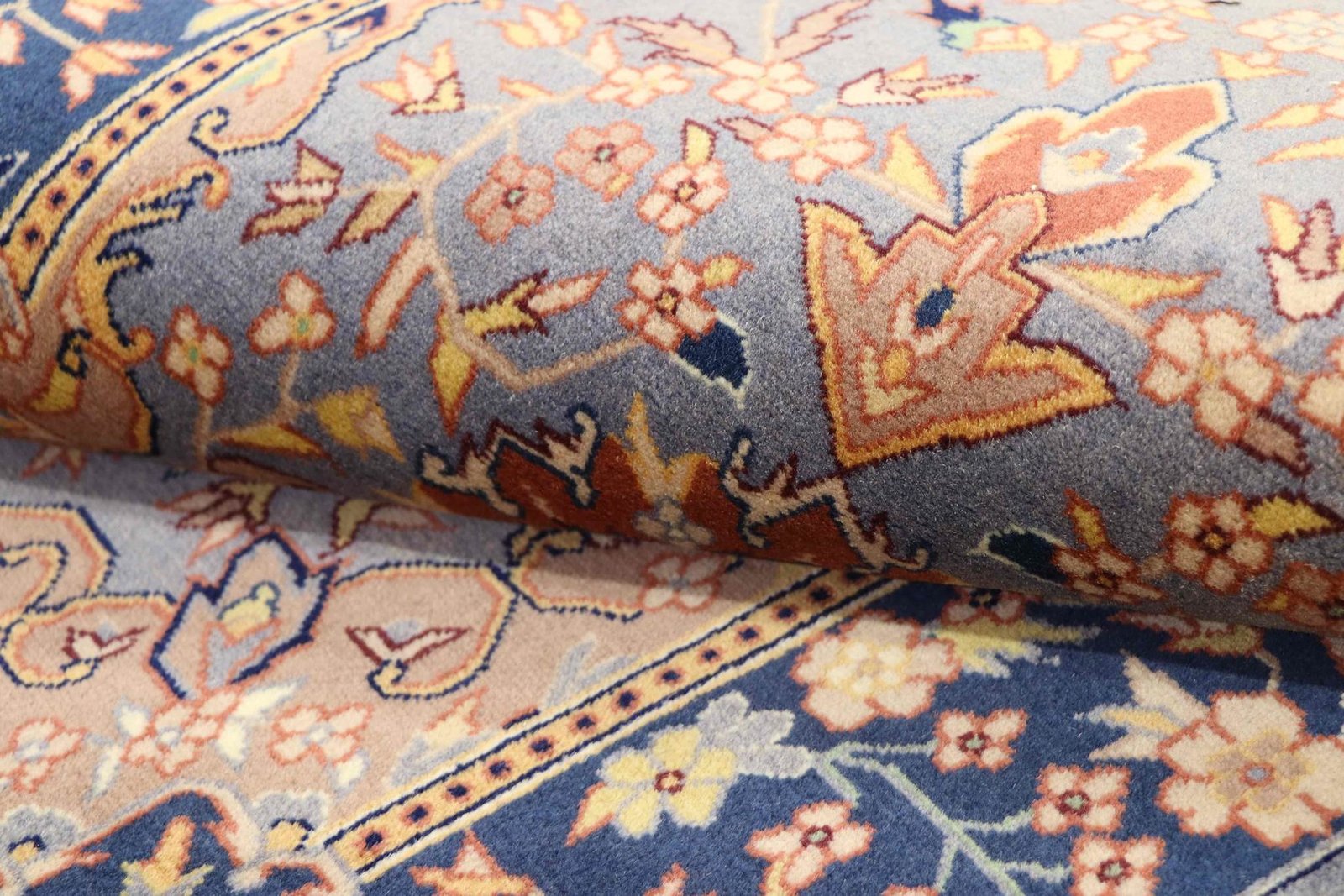 Najaf Abad 156x87 - Image 6