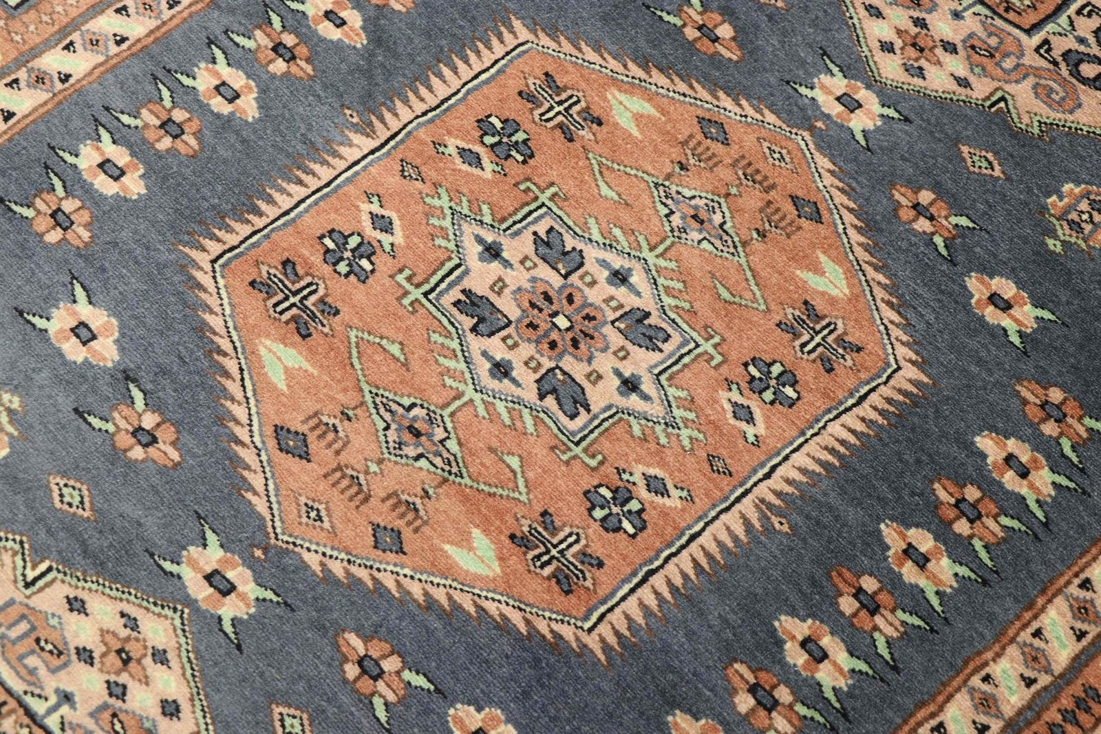 Lahore 142x97 - Image 3