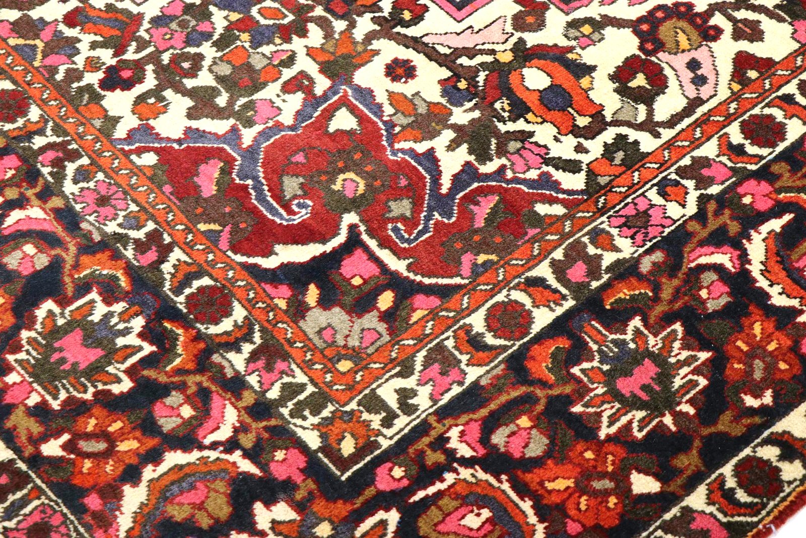 Bakhtiar 305x210 - Image 4